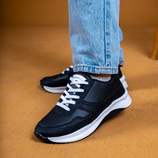 Picture of Zuqo Men's Sneaker  : Urban - Solid Black