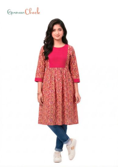 Picture of Women’s Red Kurti